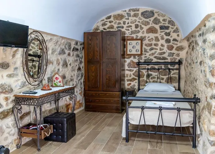 Apartment Stratis Tower Since 1892 *