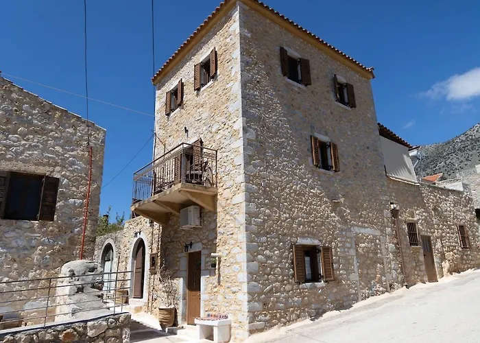 Stratis Tower Since 1892 *