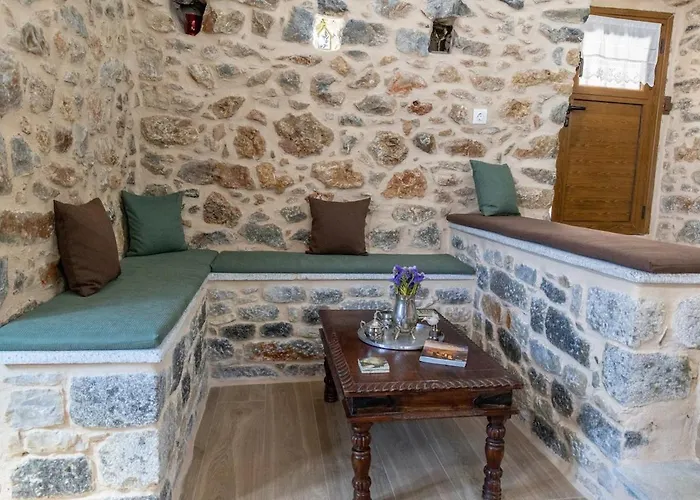 Stratis Tower Since 1892 *