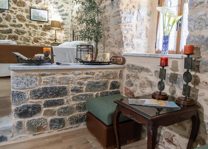 Stratis Tower Since 1892 Apartment Oitilon