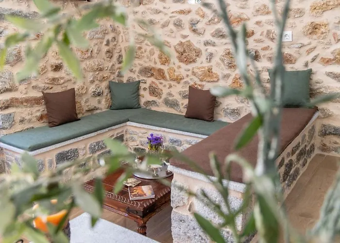 Stratis Tower Since 1892 Apartment Oitilon