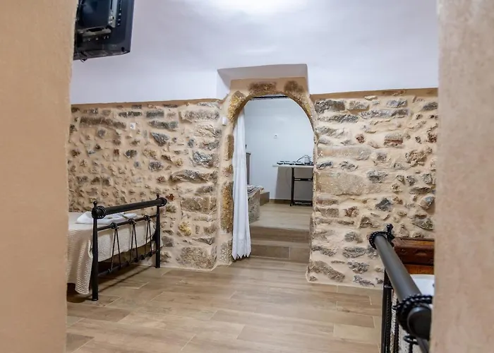 Apartment Stratis Tower Since 1892