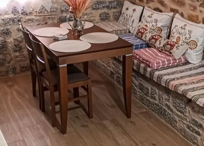 Stratis Tower Since 1892 Apartment Oitilon