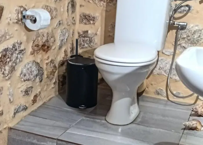 Stratis Tower Since 1892 *